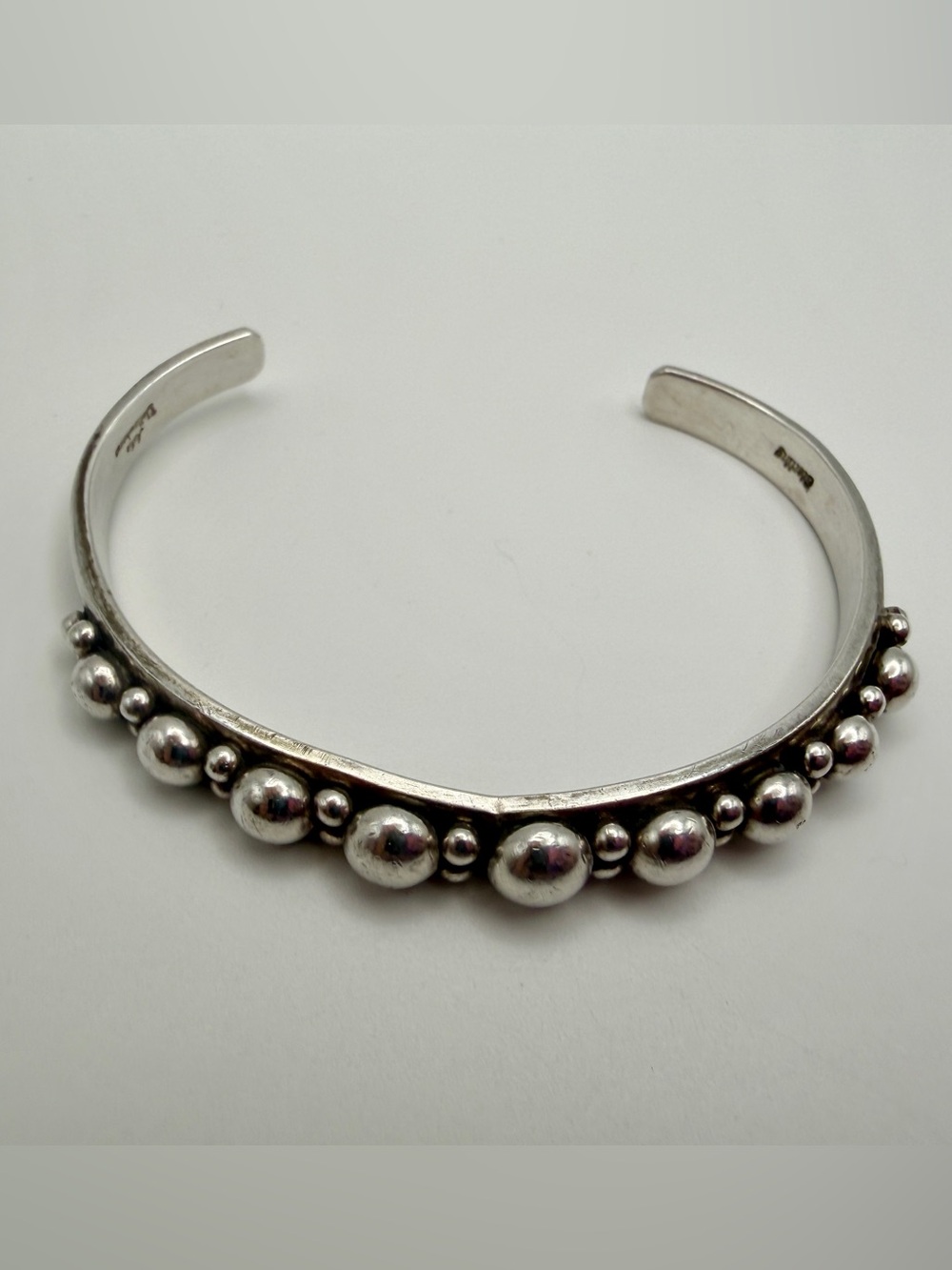 Artie Yellowhorse Navajo Sterling Silver 5.5mm Cuff Bracelet Raindrop Bead